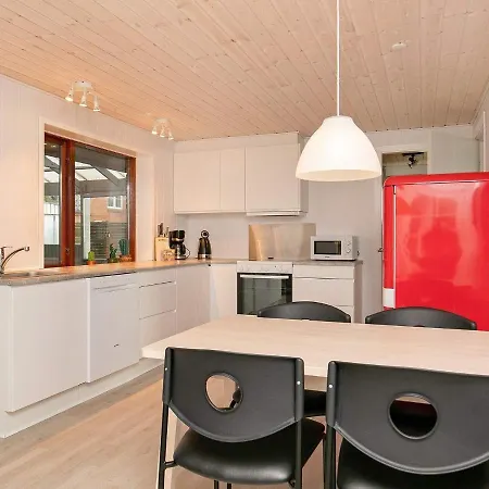 Hébergement de vacances Seaside Retreat In Hvalpsund-by Traum *